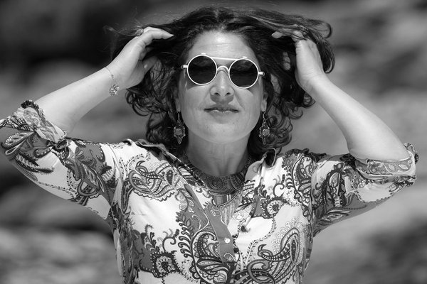 Descubra os acessórios indispensáveis para um look sofisticado no escritório